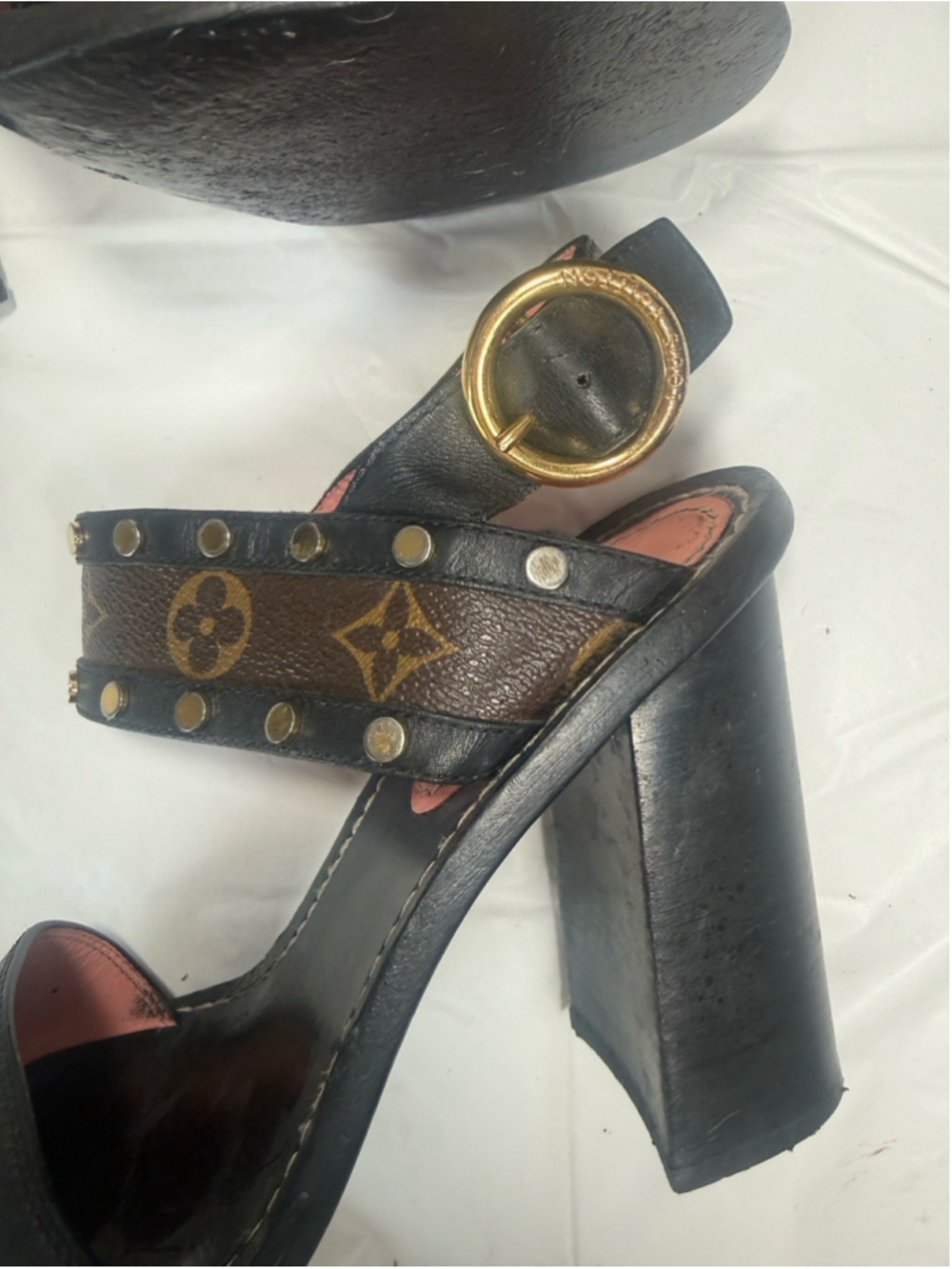 Designer Louis Vuitton Size 8 38 Passenger Style Sandal Women's Heels - Picture 16 of 16